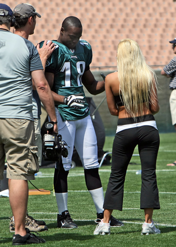 Jeremy Maclin (Eagles) getting suggestions from Mary Reily for his touchdown celebration