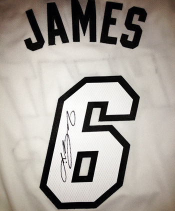 LeBron-James-Signing-3-7-13-White-Jersey-UDA