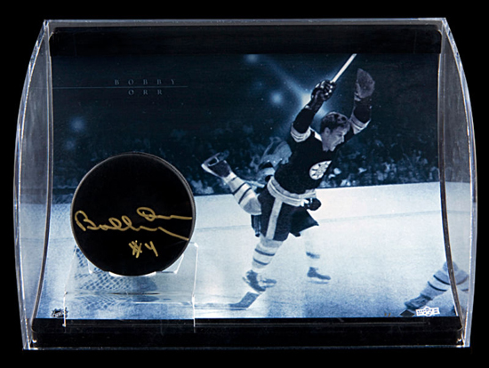 Fathers-Day-Great-Gift-for-Dad-Sports-Hockey-Bobby-Orr-Autograph-UDA