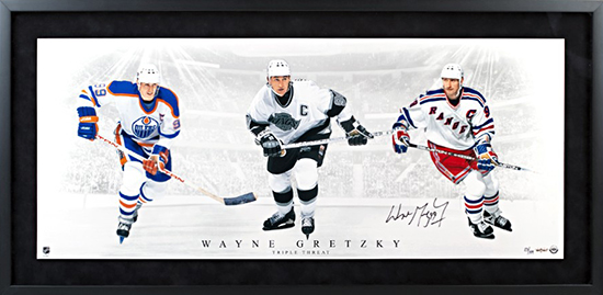 Group-Gift-Idea-Dad-Father-Upper-Deck-Authenticated-Autographed-Triple-Threat-Wayne-Gretzky-Photo