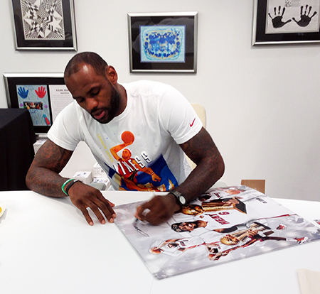 LeBron-James-Upper-Deck-Authenticated-Signing-Session-Autograph-Signature-Collect-Miami-C