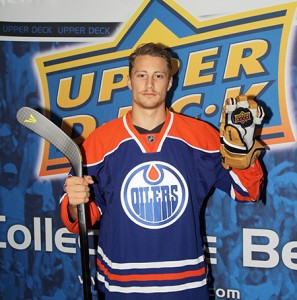 2014-NHLPA-Rookie-Showcase-Game-Upper-Deck-Photo-Shoot-Laurent-Brossoit