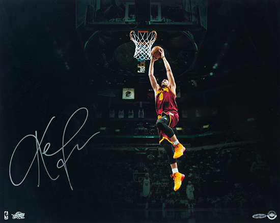 Upper-Deck-Authenticated-Exclusive-Signed-Autograph-Memorabilia-Kevin-Love-Cleveland-Cavaliers-Arena-Photo