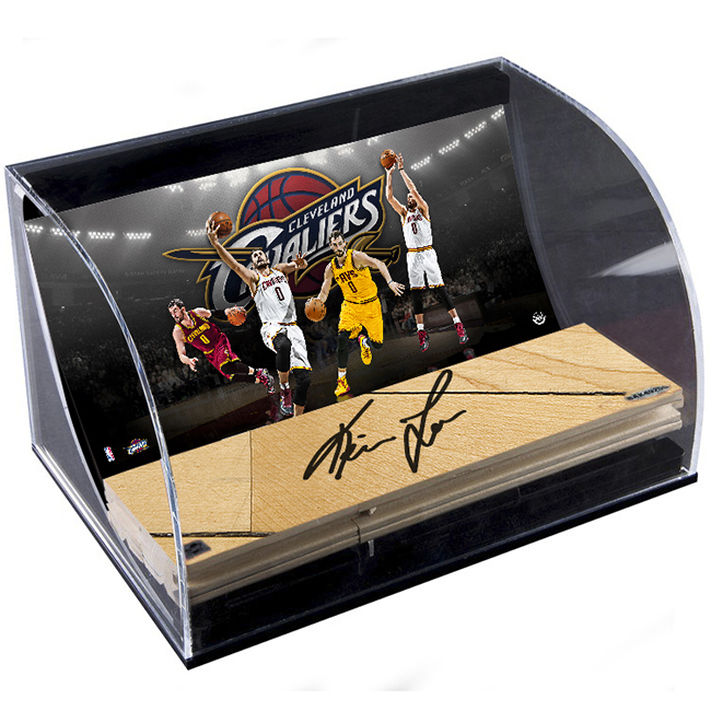 Upper-Deck-Authenticated-Exclusive-Signed-Autograph-Memorabilia-Kevin-Love-Cleveland-Cavaliers-Curve