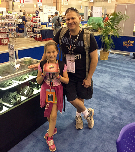 Upper-Deck-Random-Acts-of-Kindness-Envelope-National-Sports-Collectors-Convention-Father-Daughter