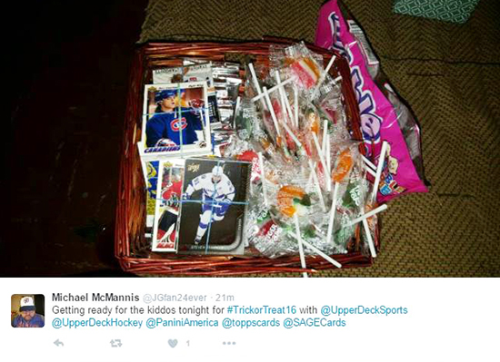 trick-or-trade-customer-pack-giveaway-candy-alternative-hockey-cards-6