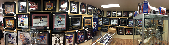 winnipeg-upper-deck-visit-hobby-shop-ajs-card-signed-memorabilia-display