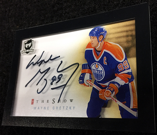 new-2015-16-nhl-the-cup-the-show-autograph-trading-card-wayne-gretzky