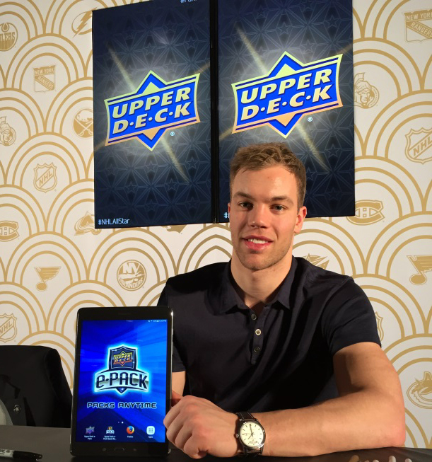 Upper-Deck-e-Pack-NHL-All-Star-Fan-Fair-Autograph-Taylor-Hall-tablet