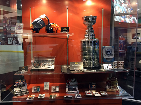 Upper-Deck-e-Pack-NHL-All-Star-Fan-Fair-Booth-Display