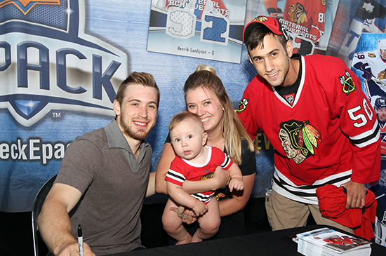 2017-nhl-draft-upper-deck-booth-autograph-session-tyler-motte-chicago-blackhawks-trade-panarin-columbus-cute-baby