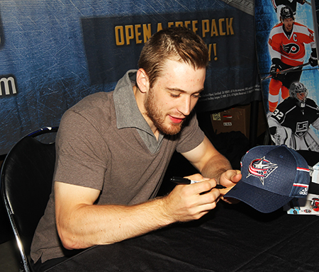 2017-nhl-draft-upper-deck-booth-autograph-session-tyler-motte-chicago-blackhawks-trade-panarin-columbus-signs-columbus-blue-jackets-hat