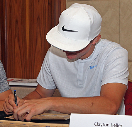 2017-nhlpa-rookie-showcase-toronto-upper-deck-signing-day-clayton-keller