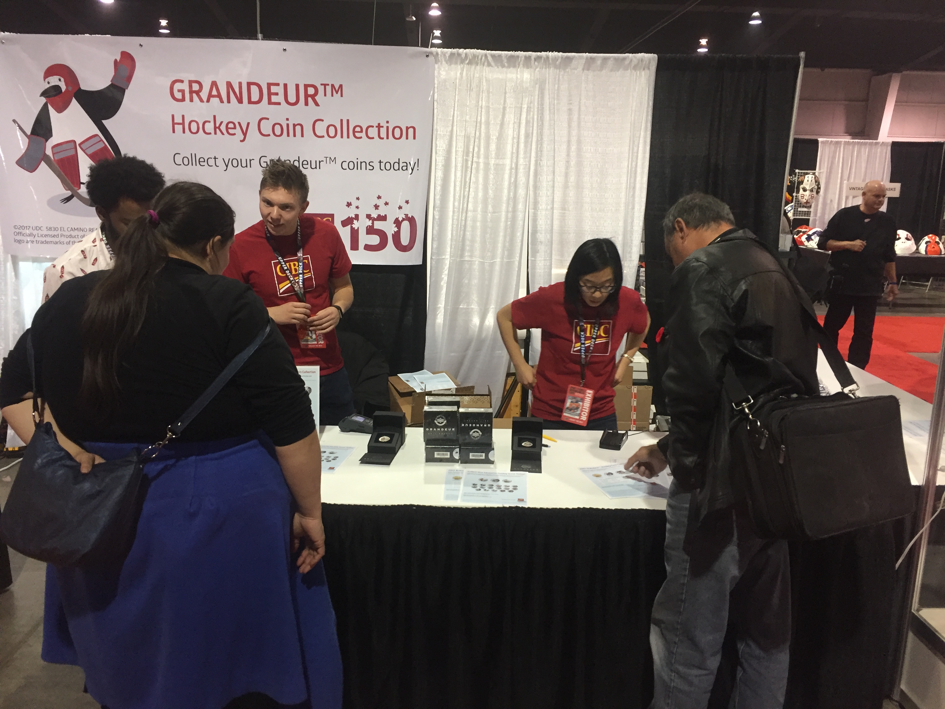 Grandeur-Upper-Deck-NHLPA-Hockey-Coins-CIBC-Booth-Expo-Collector-Interest-Gift-Idea