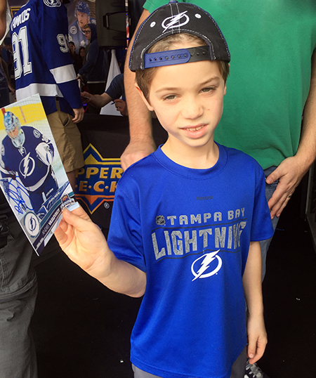 2018-NHL-All-Star-Upper-Deck-autograph-signing-andrei-vasilevskiy-tampa-bay-fan-signing-kids