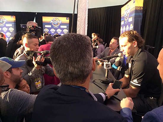 2018-upper-deck-nhl-all-star-media-day-kid-correspondent-interview-reporter-patrick-kane-jaxson-shandler-2