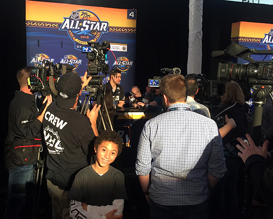 2018-upper-deck-nhl-all-star-media-day-kid-correspondent-interview-reporter-too-little-jaxson-shandler-sidney-crosby