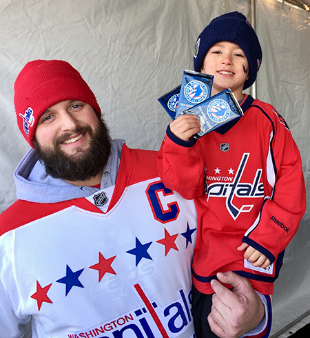 national-hockey-card-day-upper-deck-nhl-stadium-series-washington-3