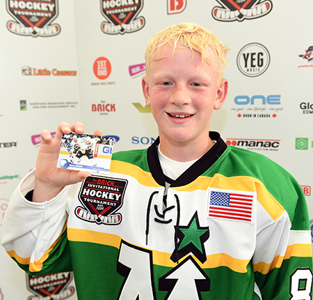 brick-hockey-tournament-edmonton-kids-collect-upper-deck-hockey-cards-6