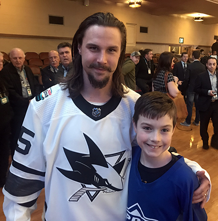 2019-upper-deck-nhl-all-star-media-day-kid-correspondent-player-erik-karlsson