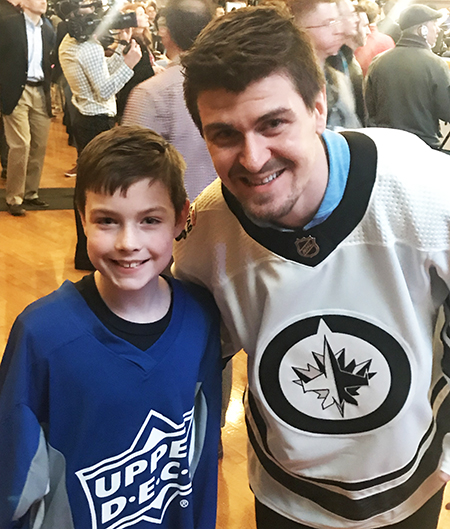 2019-upper-deck-nhl-all-star-media-day-kid-correspondent-player-mark-schiefele