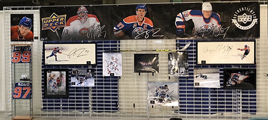 2019-summit-show-edmonton-upper-deck-authenticated-mcdavid-gretzky-roy-booth