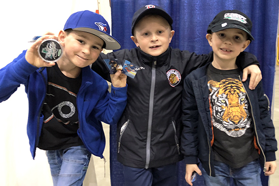 2019-summit-show-edmonton-upper-deck-kid-collectors-customer-experience