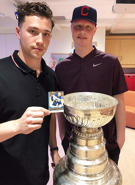 upper deck young guns card vince dunn day with stanley cup kids hospital owen brady