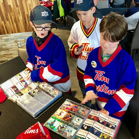 upper deck tim hortons trading card event nhl heritage classic