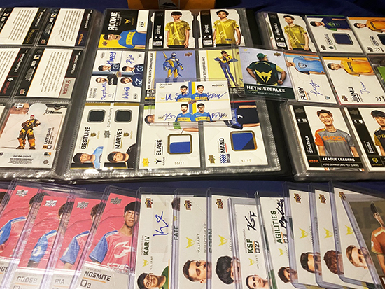 upper deck overwatch league trading cards insert autograph memorabilia esports